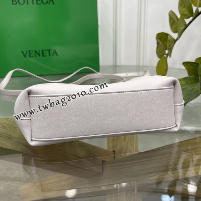 Bottega veneta高端女包 98088 寶緹嘉THE TRIANGLE BV專櫃新款白色三角形五金手提女包  gxz1137